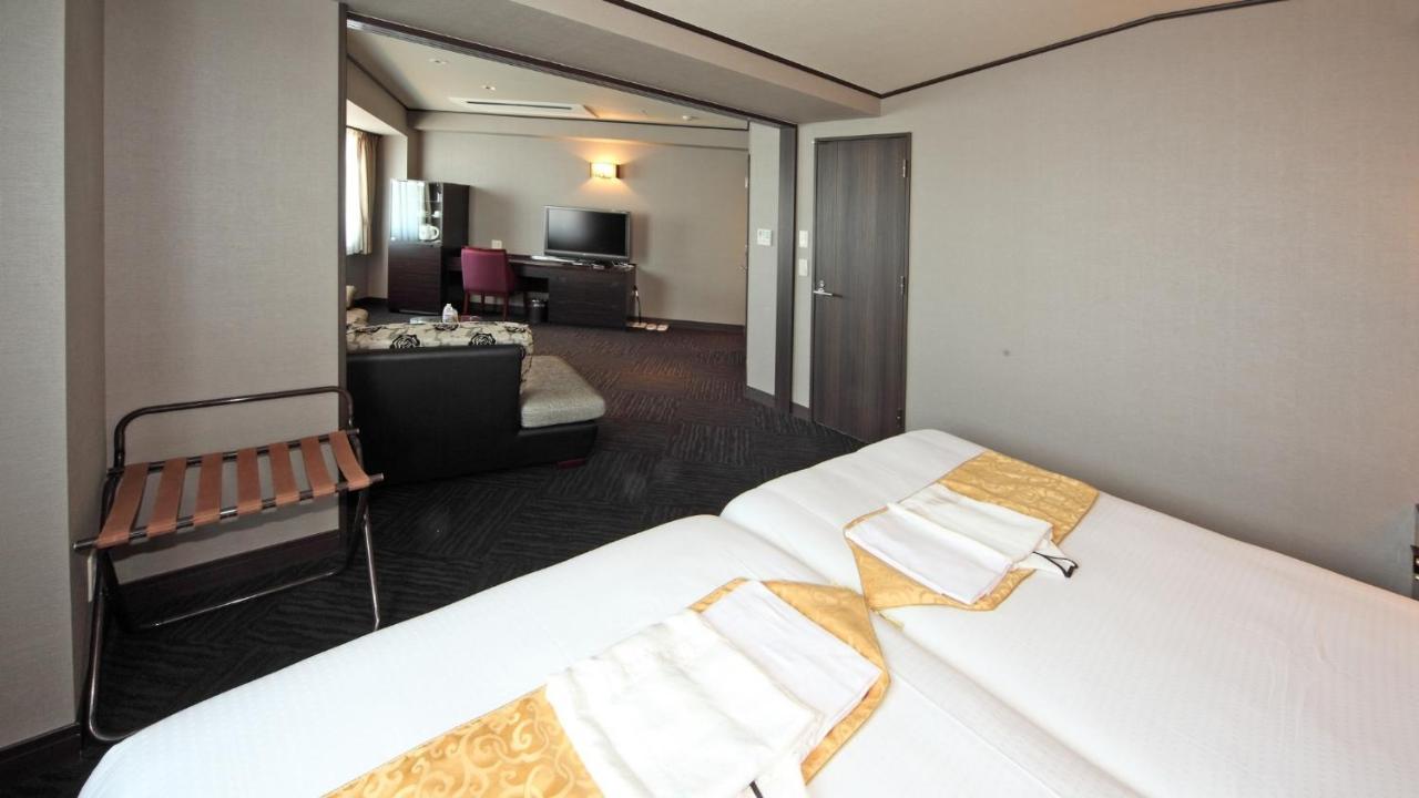 Hotel Sunplaza Osaka Sakai Annex מראה חיצוני תמונה