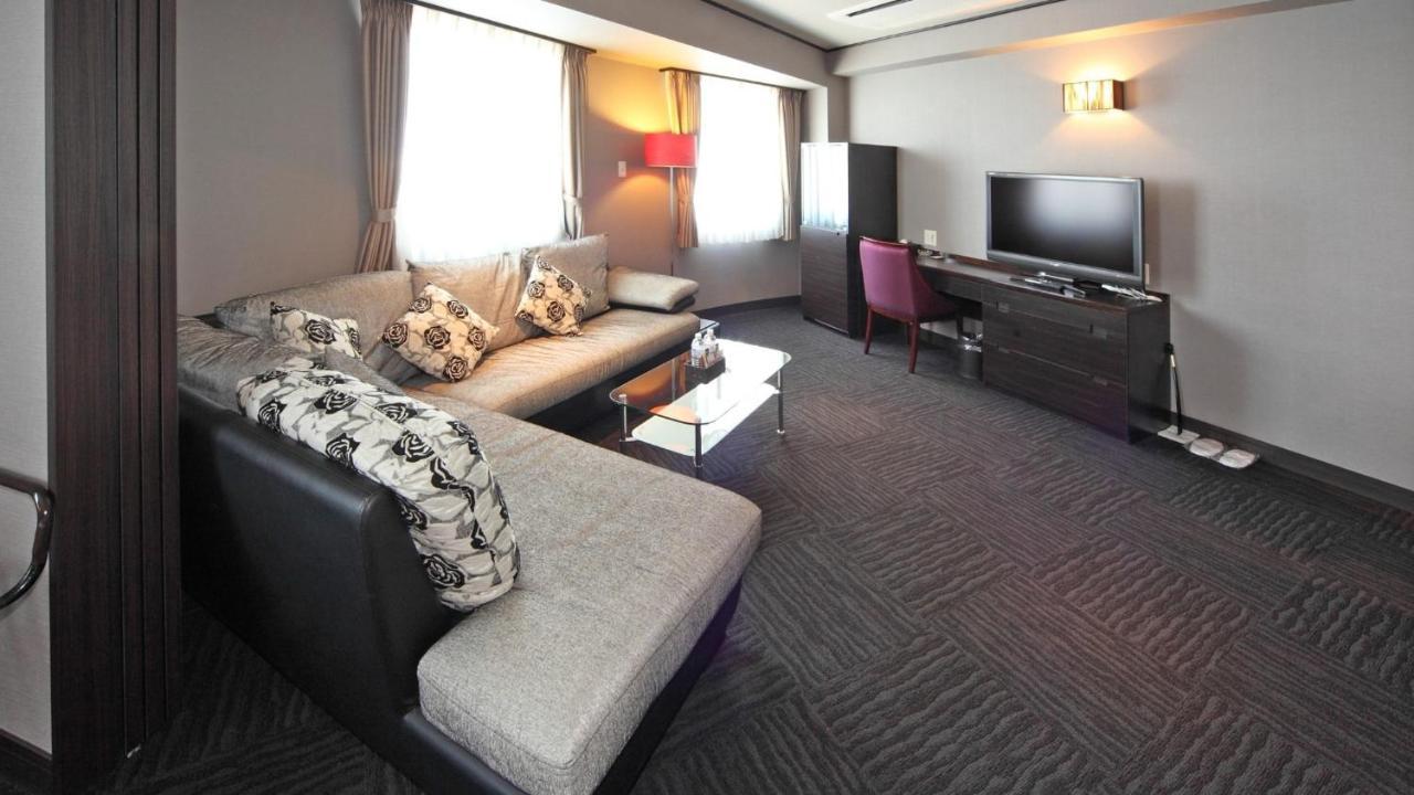 Hotel Sunplaza Osaka Sakai Annex מראה חיצוני תמונה
