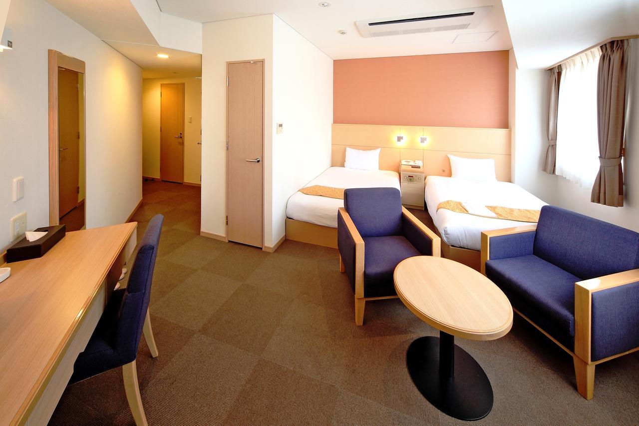 Hotel Sunplaza Osaka Sakai Annex מראה חיצוני תמונה